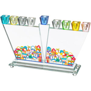 חנוכיה קריסטל קנים צבעוניים עם פלקטה צבעונית ירושלים 22 ס"מ